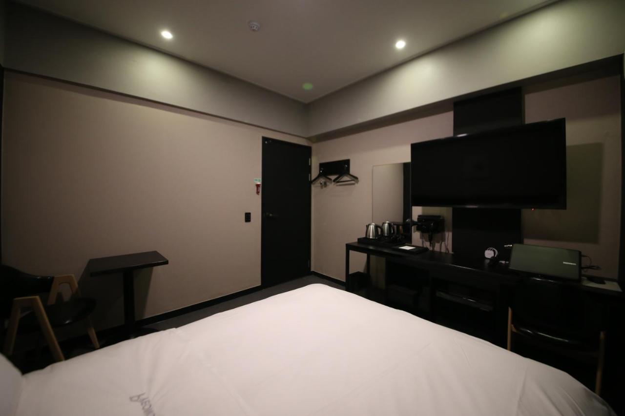 Pyeongtaek Stay Hotel 2 Dış mekan fotoğraf