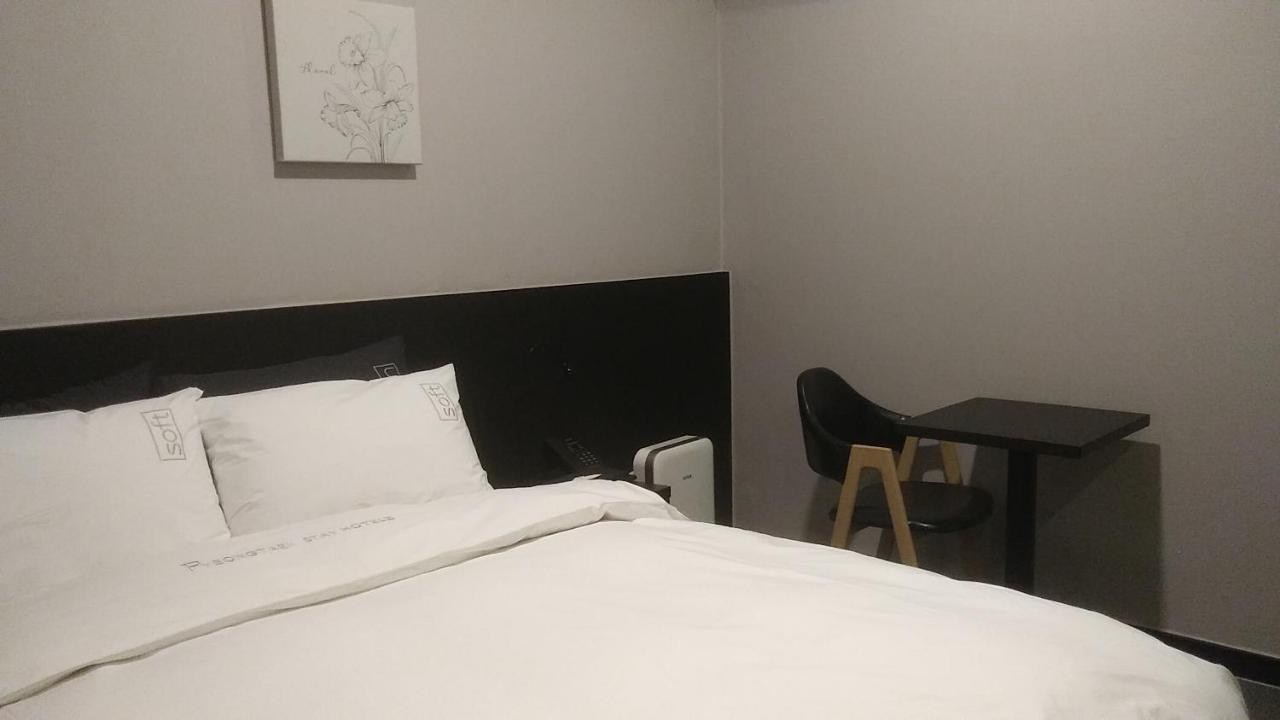 Pyeongtaek Stay Hotel 2 Dış mekan fotoğraf