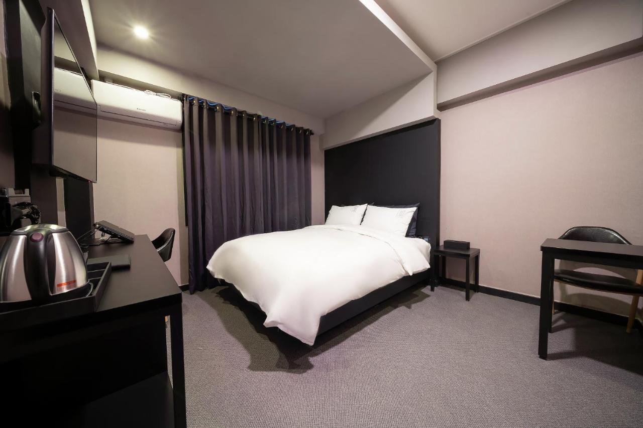 Pyeongtaek Stay Hotel 2 Dış mekan fotoğraf